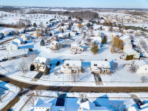 2008 Olde Mill Ln, Mchenry, IL 60050 photo 32