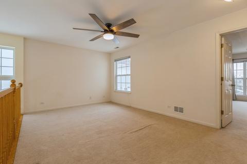 327 Emerald Ln, Algonquin, IL 60102 photo 9