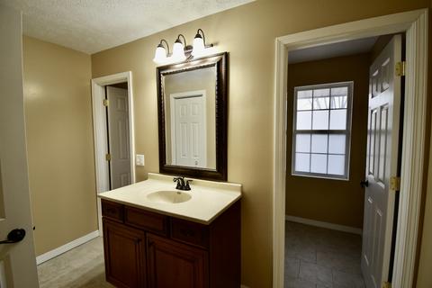 1704 N Linden St, Normal, IL 61761 photo 41