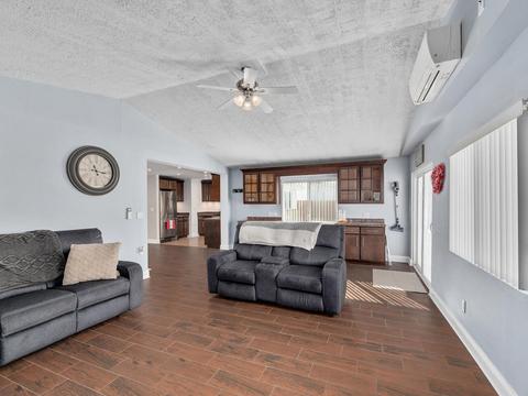 280 Lincoln St, Hoffman Estates, IL 60169 photo 8