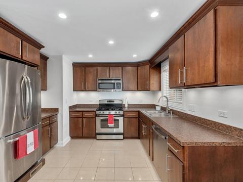 280 Lincoln St, Hoffman Estates, IL 60169 photo 4