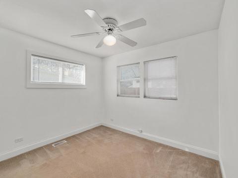 280 Lincoln St, Hoffman Estates, IL 60169 photo 12
