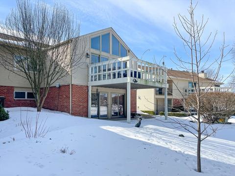 25 Fields E, Champaign, IL 61822 photo 3