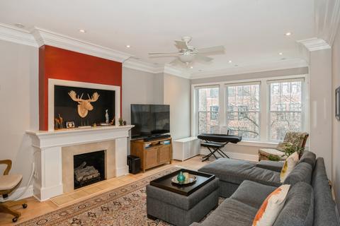 2851 N Burling St #3S, Chicago, IL 60657 photo 4