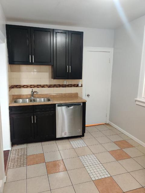 1841 E 93rd St, Chicago, IL 60617 photo 7