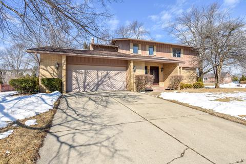 8 Pendleton Way, Bloomington, IL 61704 photo 3