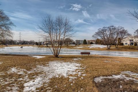 1352 Longacre Ln, Wheeling, IL 60090 photo 15