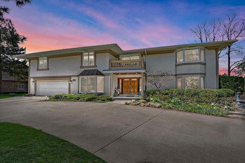 49 Devonshire Dr, Oak Brook, IL 60523 photo 23