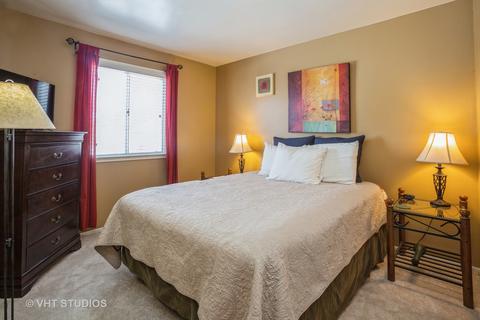800 W Beechtree Ln, Bartlett, IL 60103 photo 16