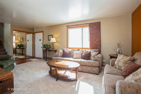 800 W Beechtree Ln, Bartlett, IL 60103 photo 3