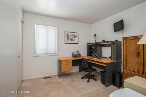 800 W Beechtree Ln, Bartlett, IL 60103 photo 18