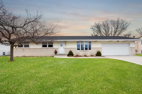 208 N Parkside Rd, Normal, IL 61761 photo 1