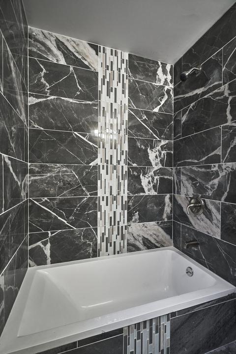 429 E 87th Pl, Chicago, IL 60619 photo 14