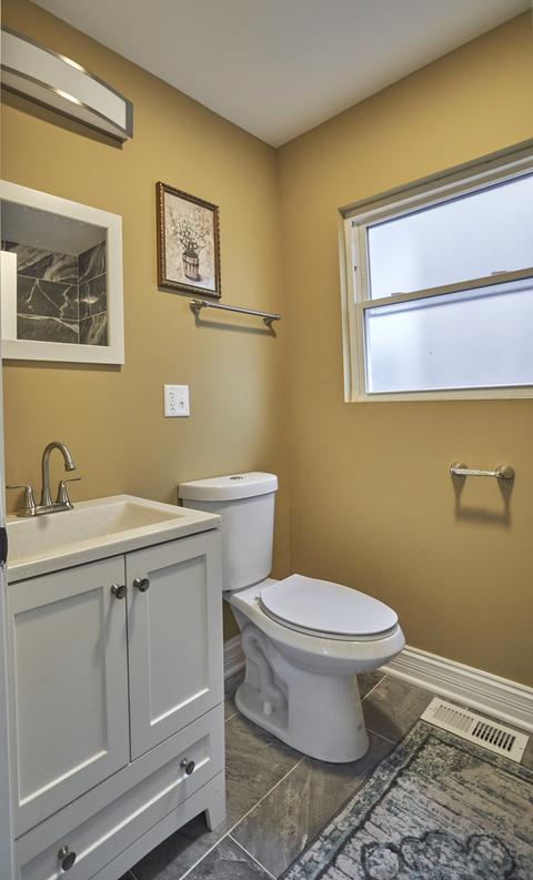 429 E 87th Pl, Chicago, IL 60619 photo 15