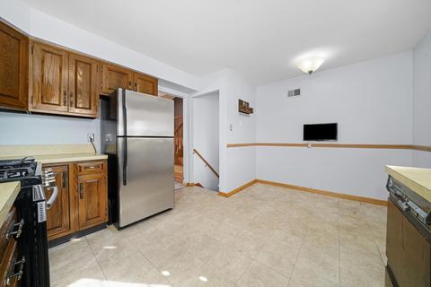 110 Hatlen Ave, Mount Prospect, IL 60056 photo 10
