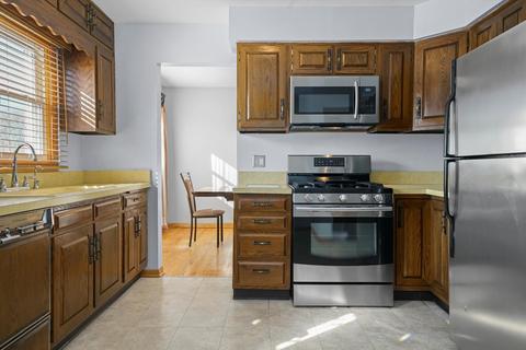 110 Hatlen Ave, Mount Prospect, IL 60056 photo 9