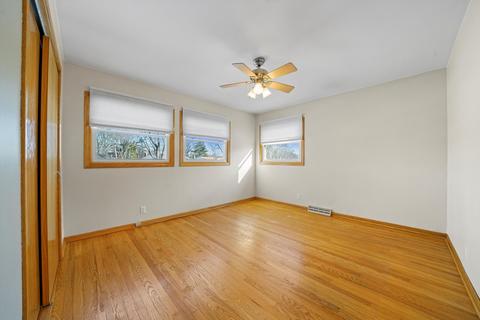 110 Hatlen Ave, Mount Prospect, IL 60056 photo 19