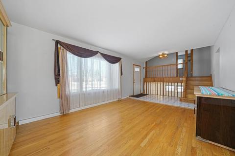 110 Hatlen Ave, Mount Prospect, IL 60056 photo 5