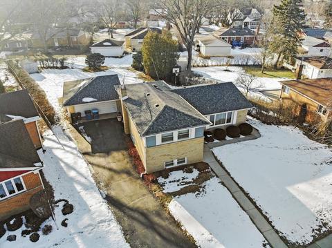 110 Hatlen Ave, Mount Prospect, IL 60056 photo 3