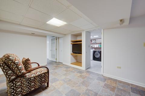 705 W Paddock Dr, Wheeling, IL 60090 photo 25