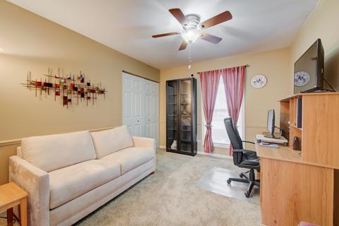 705 W Paddock Dr, Wheeling, IL 60090 photo 15