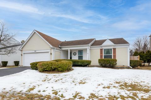 705 W Paddock Dr, Wheeling, IL 60090 photo 2