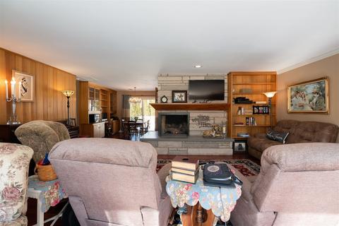 609 W Maple Dr, Eureka, IL 61530 photo 7