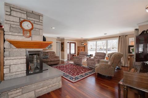 609 W Maple Dr, Eureka, IL 61530 photo 8