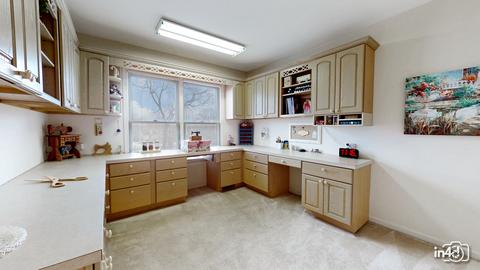 2019 Cheshire Dr, Hoffman Estates, IL 60192 photo 23