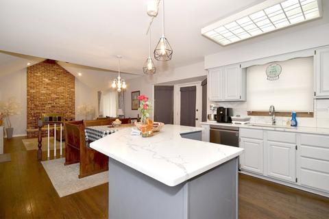 1211 W Sable Dr, Addison, IL 60101 photo 23