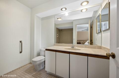 9032 Forestview Rd, Evanston, IL 60203 photo 18