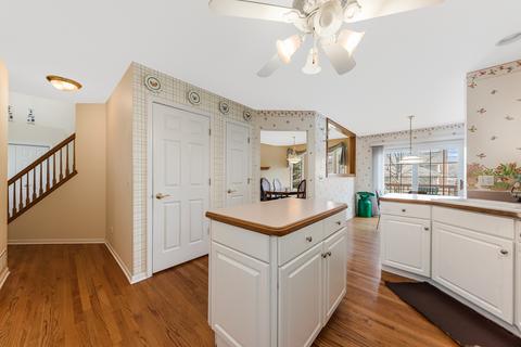 4 Pine Needles Dr, Lemont, IL 60439 photo 8