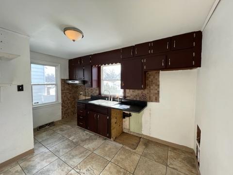 552 E 148th St, Harvey, IL 60426 photo 5