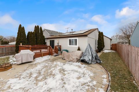 1215 Concord Dr, Elgin, IL 60120 photo 10