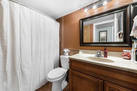 1215 Concord Dr, Elgin, IL 60120 photo 7