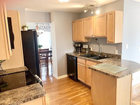 208 Whitmore Trl, Mchenry, IL 60050 photo 6