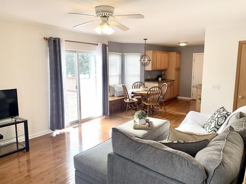 208 Whitmore Trl, Mchenry, IL 60050 photo 3
