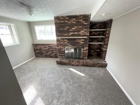 700 Maple St, Marengo, IL 60152 photo 11