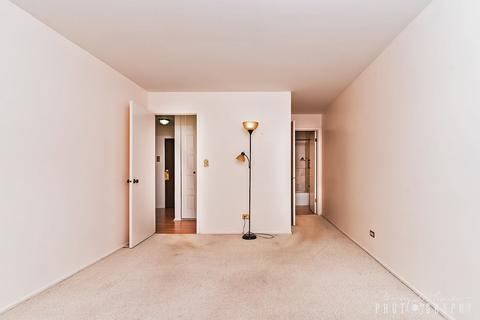 1430 Sandstone Dr #112, Wheeling, IL 60090 photo 10