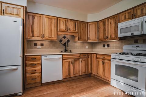 1430 Sandstone Dr #112, Wheeling, IL 60090 photo 3