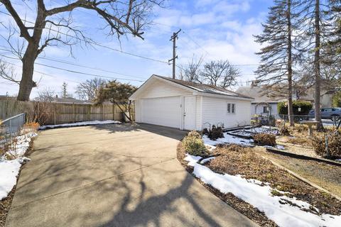 349 E Quincy St, Riverside, IL 60546 photo 23