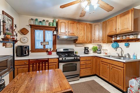 303 E Abe St, Plano, IL 60545 photo 7