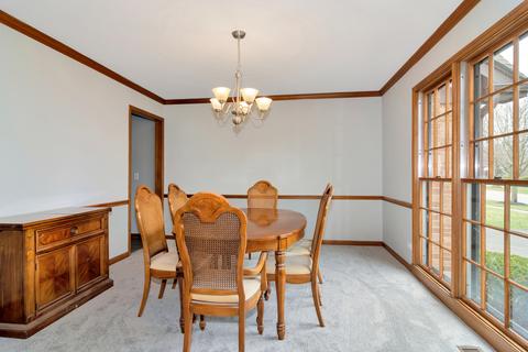 237 Covington Ct, Naperville, IL 60565 photo 5
