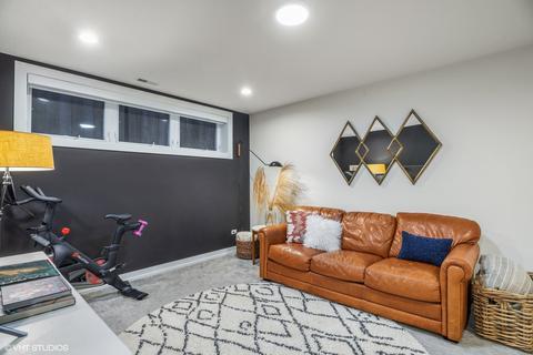 1637 N Artesian Ave #1, Chicago, IL 60647 photo 17