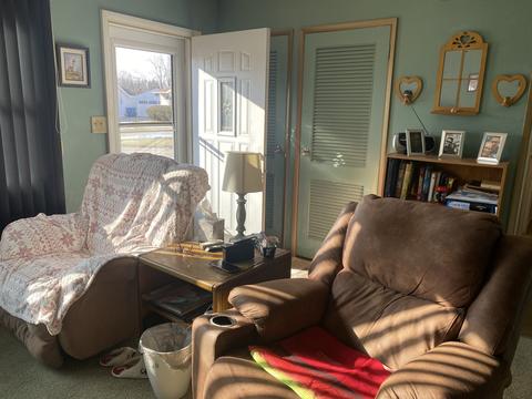 2011 Center Cir, Peru, IL 61354 photo 6