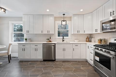 507 E Roosevelt Rd, Wheaton, IL 60187 photo 8