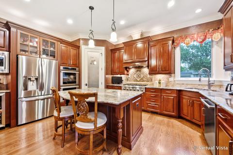 1715 Cherry Ct, Wheaton, IL 60187 photo 13