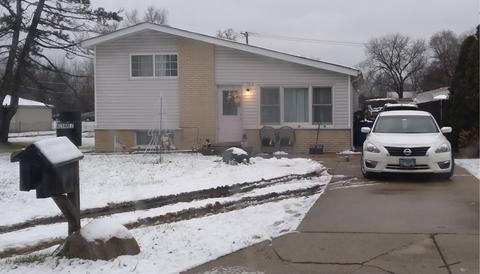 904 E Krage Dr, Addison, IL 60101 photo 1