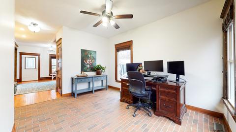 1305 E Washington St, Bloomington, IL 61701 photo 30