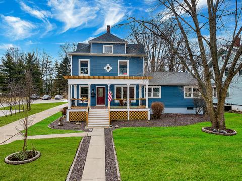 1305 E Washington St, Bloomington, IL 61701 photo 1